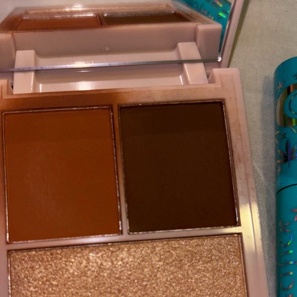 Misc. cute fun bag 💖 - Picture 2 of 2